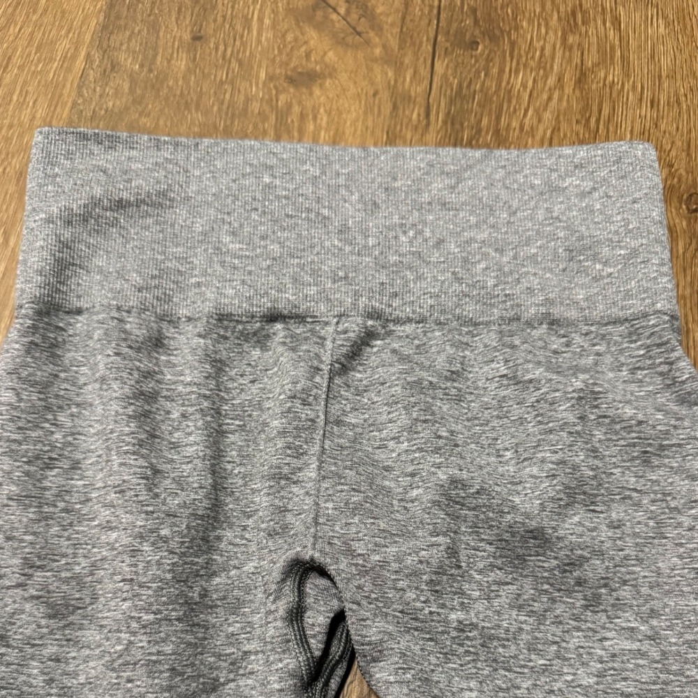 Gymshark Women's Grey Heathered Leggings Athletic Size XS - Picture 6 of 7